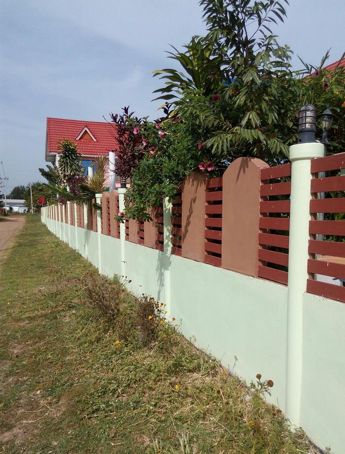 Peace Pool Resort Khun Han Bagian luar foto