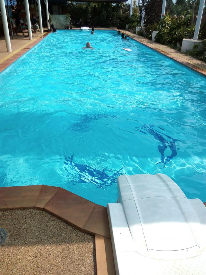Peace Pool Resort Khun Han Bagian luar foto
